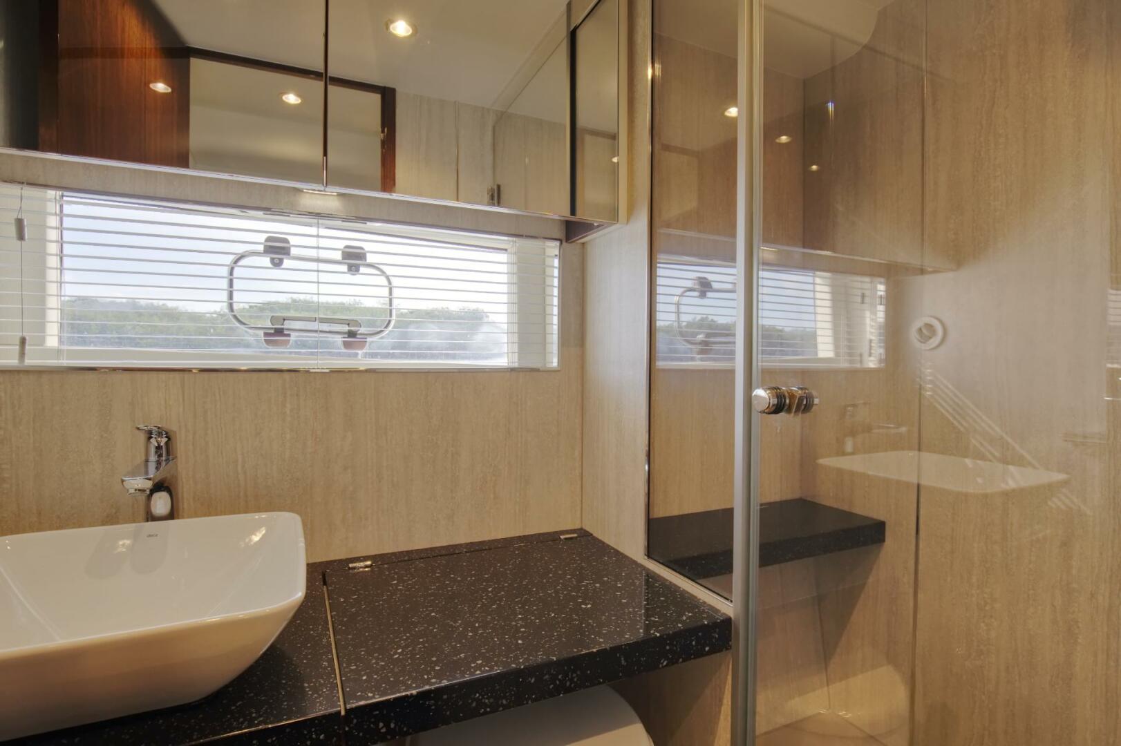 Slide: The Image of Fairline Targa 53 OPEN 2018 - 4248170