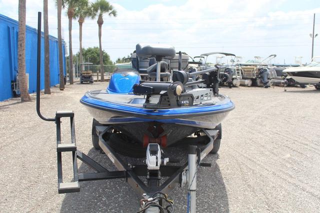 Slide: The Image of Falcon Bass Boats F195 2022 - 2