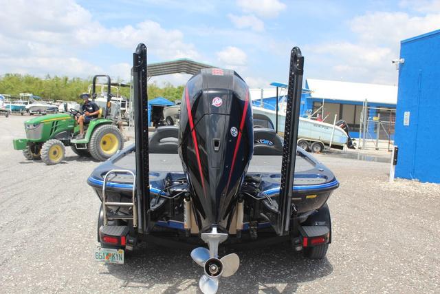 Slide: The Image of Falcon Bass Boats F195 2022 - 5