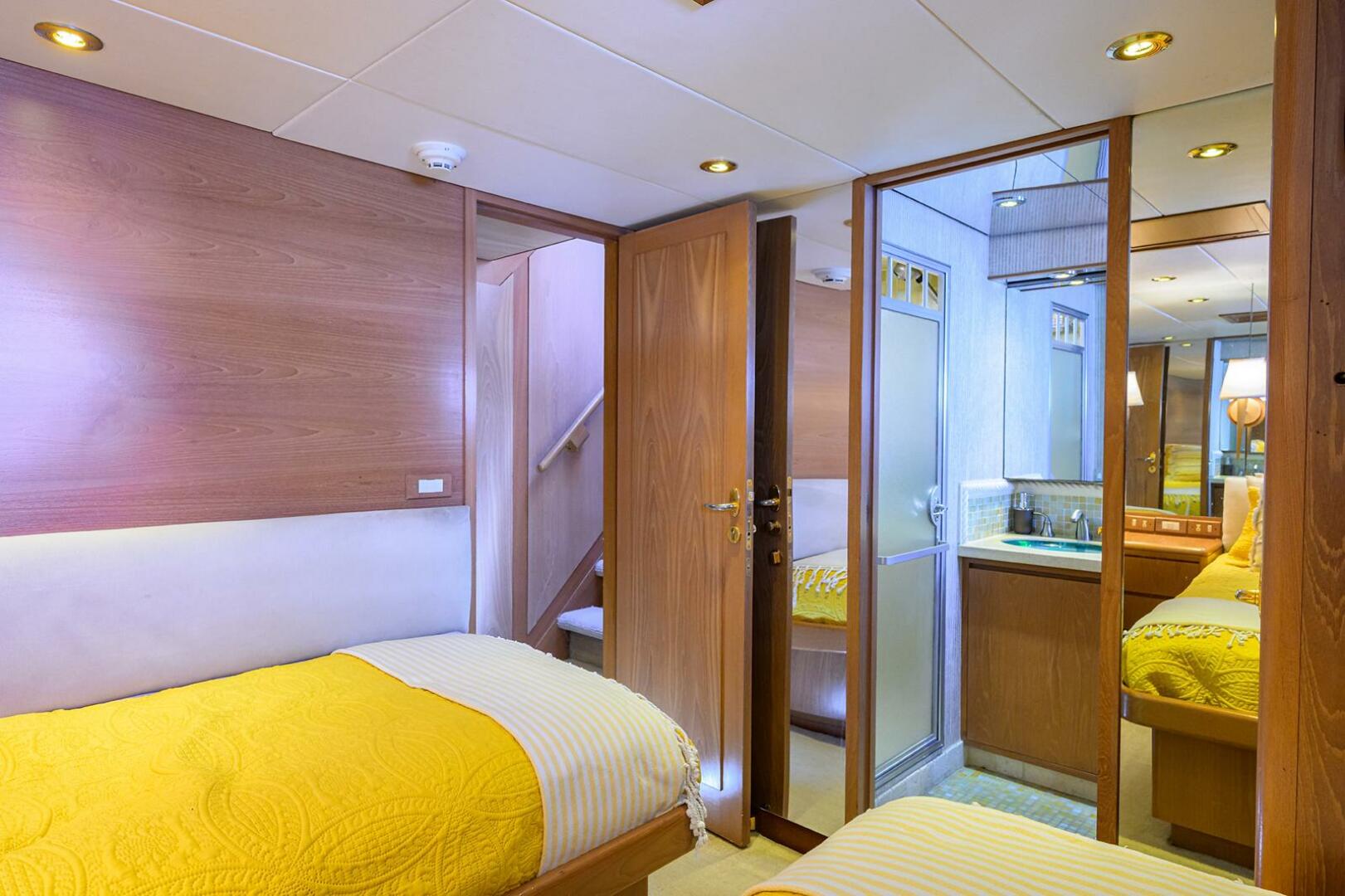 Slide: The Image of Port Side Guest Cabin   - 5223442