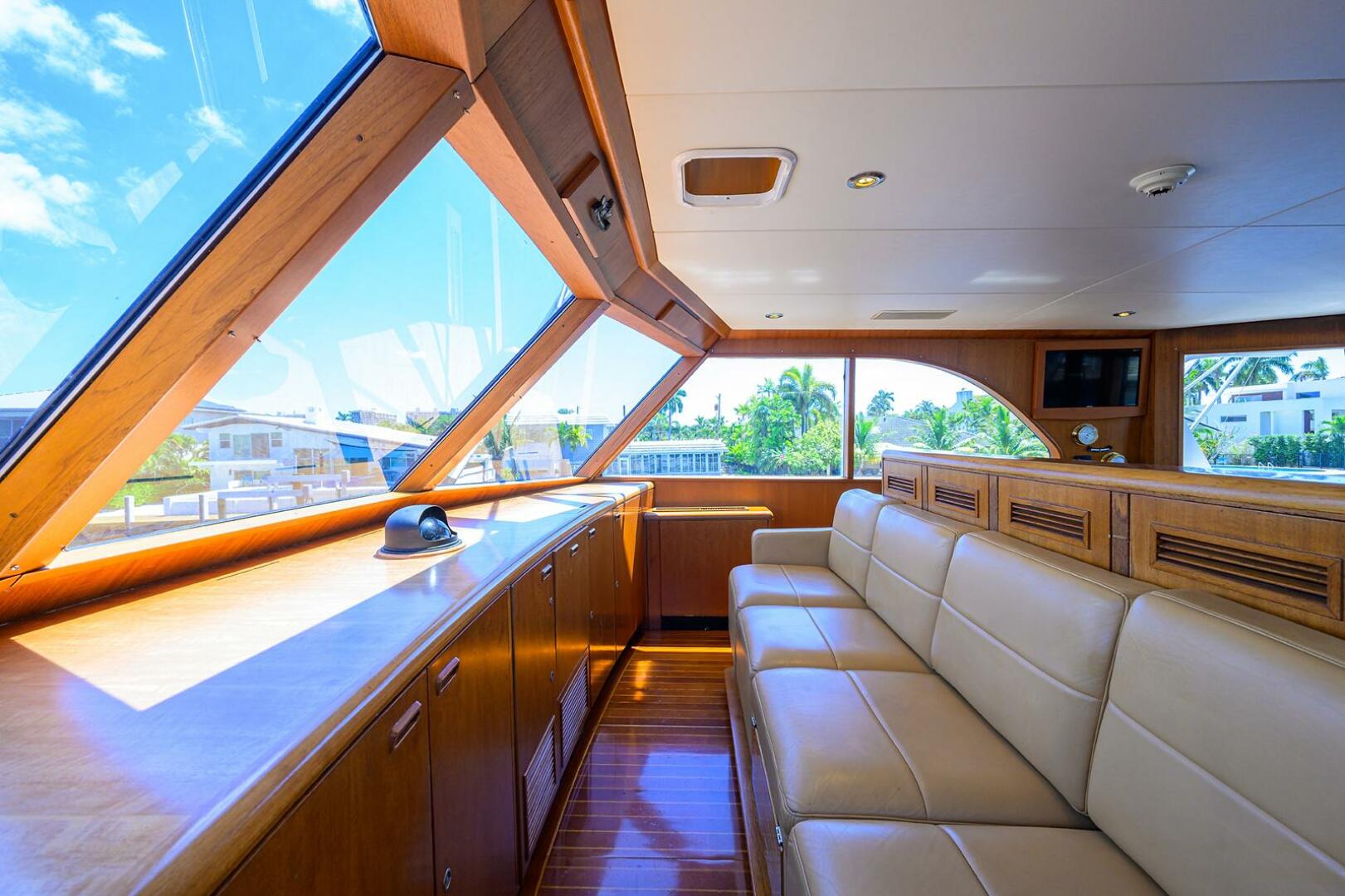 Slide: The Image of Bridge Forward Seating   - 5223495