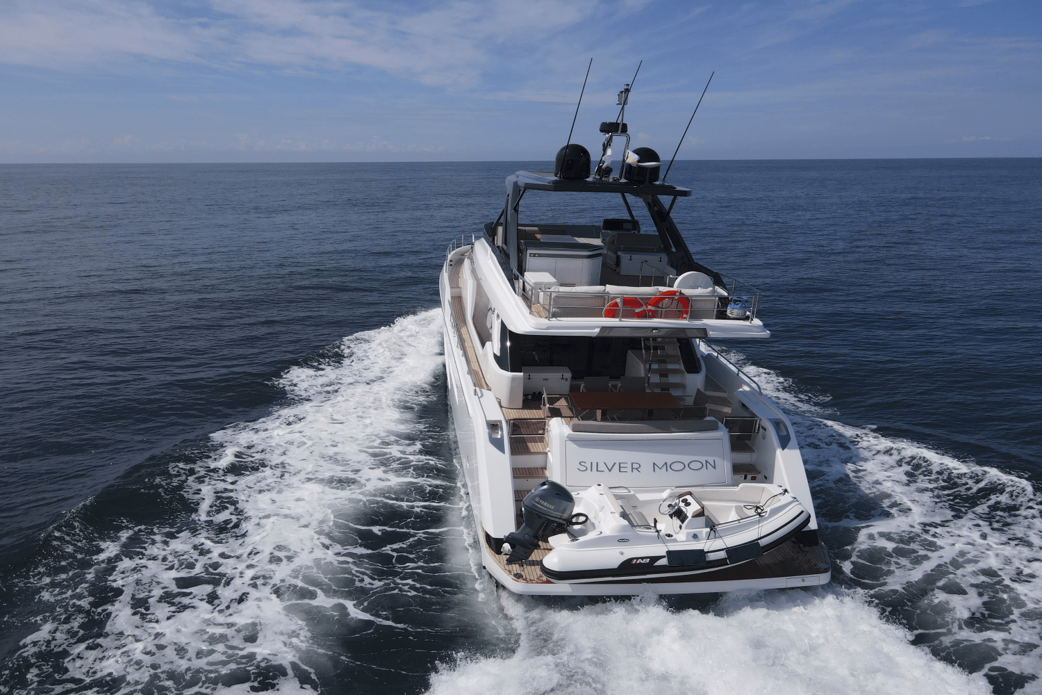 Slide: The Image of Ferretti 720 2023 - 10
