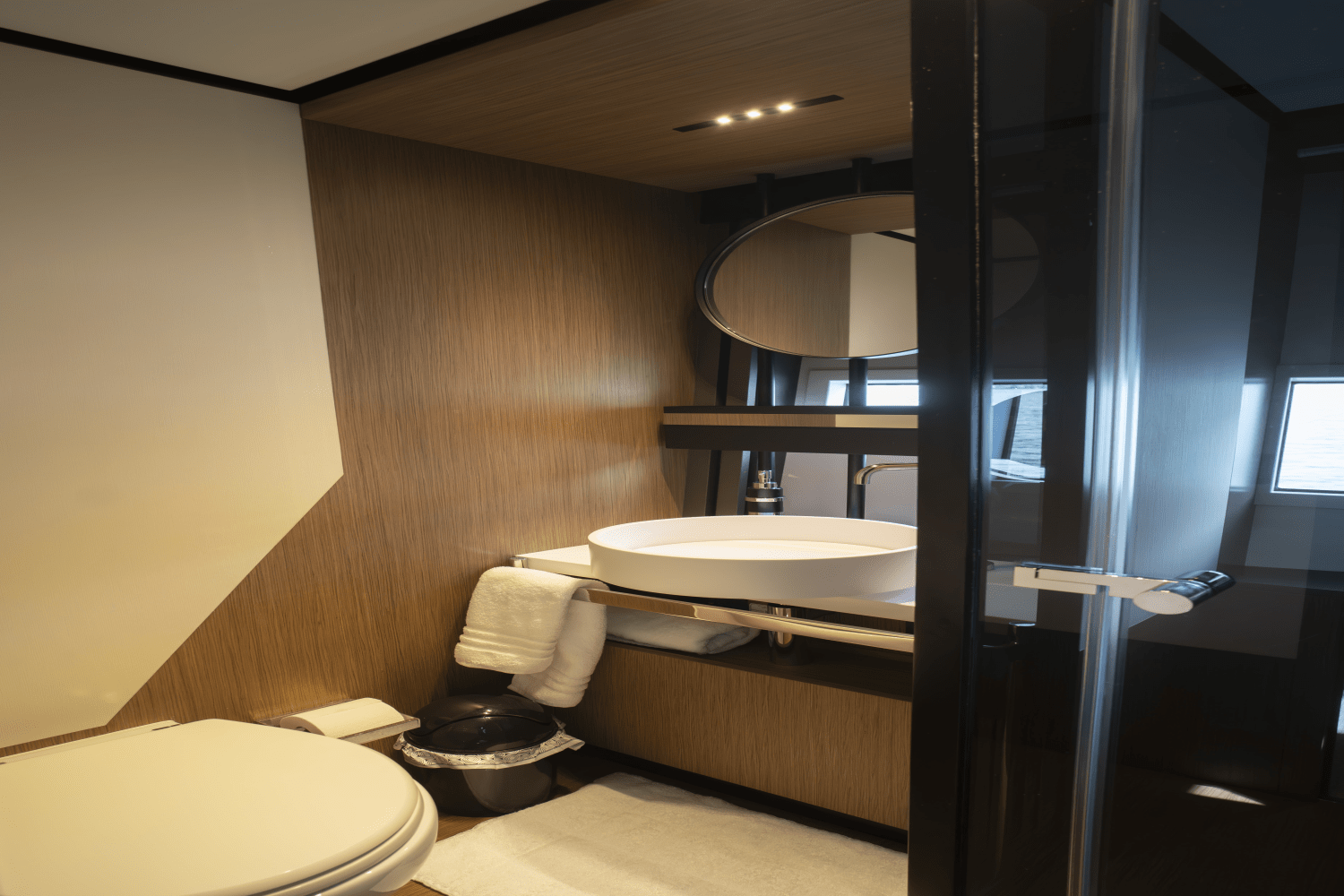 Slide: The Image of Ferretti 720 2023 - 41
