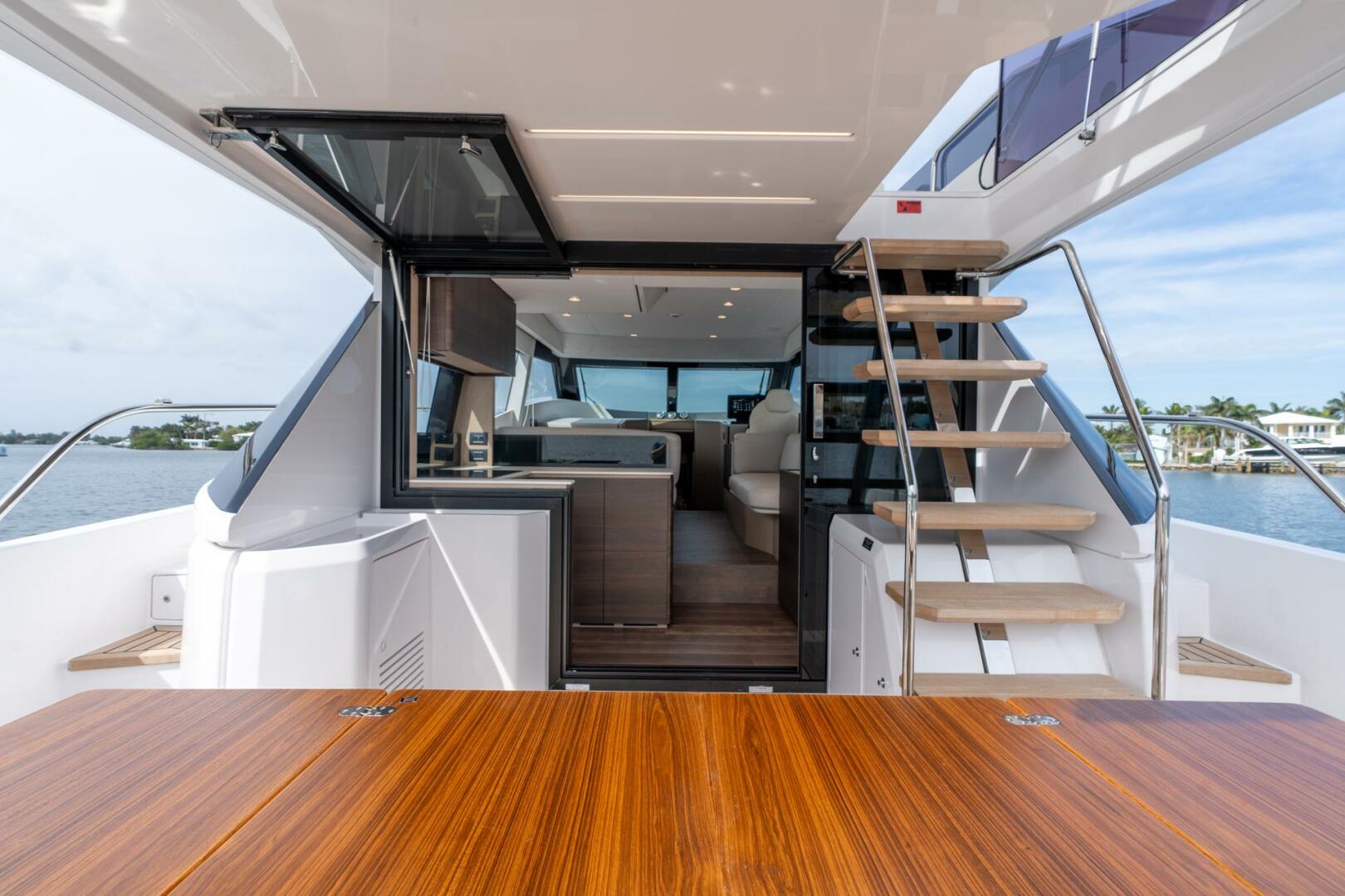 Slide: The Image of Ferretti Yachts 50 FLY 2023 - 4154041