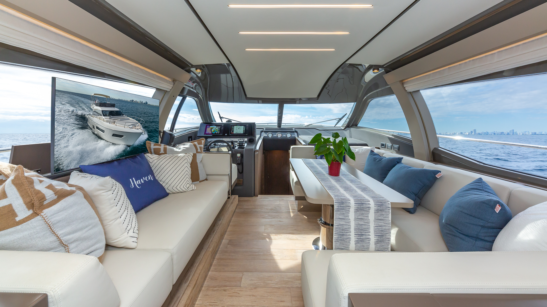 Slide: The Image of Ferretti 55 HAVEN - Salon 2021 Ferretti 55 550 HAVEN - 3217140