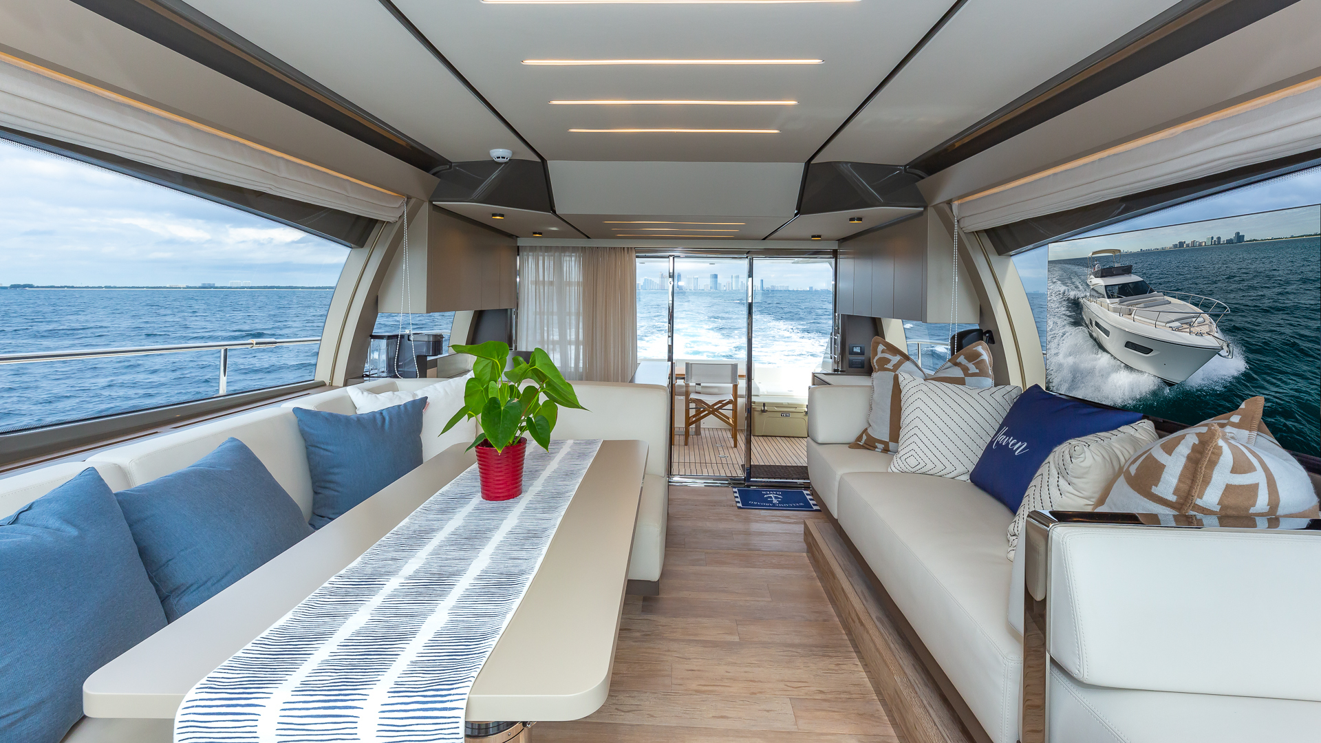 Slide: The Image of Ferretti 55 HAVEN - Salon 2021 Ferretti 55 550 HAVEN - 3217147