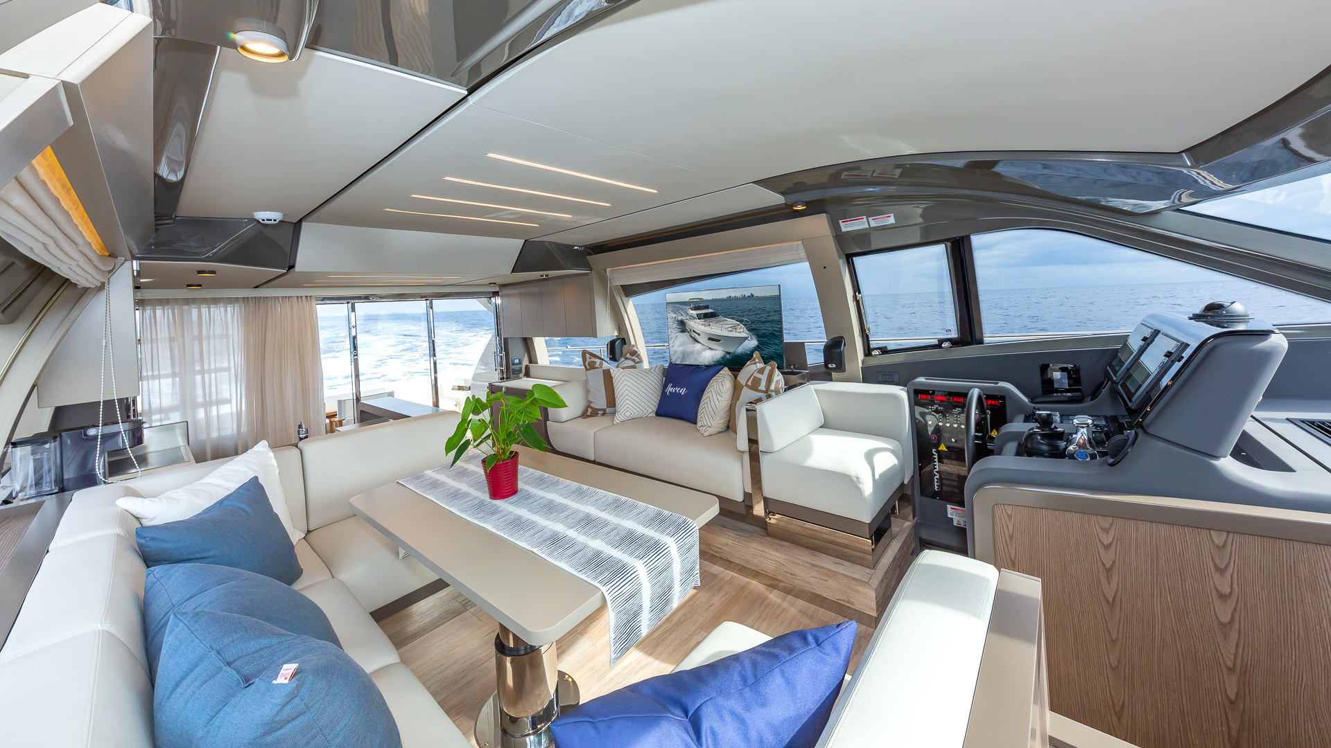 Slide: The Image of Ferretti 55 HAVEN - Salon 2021 Ferretti 55 550 HAVEN - 3217149