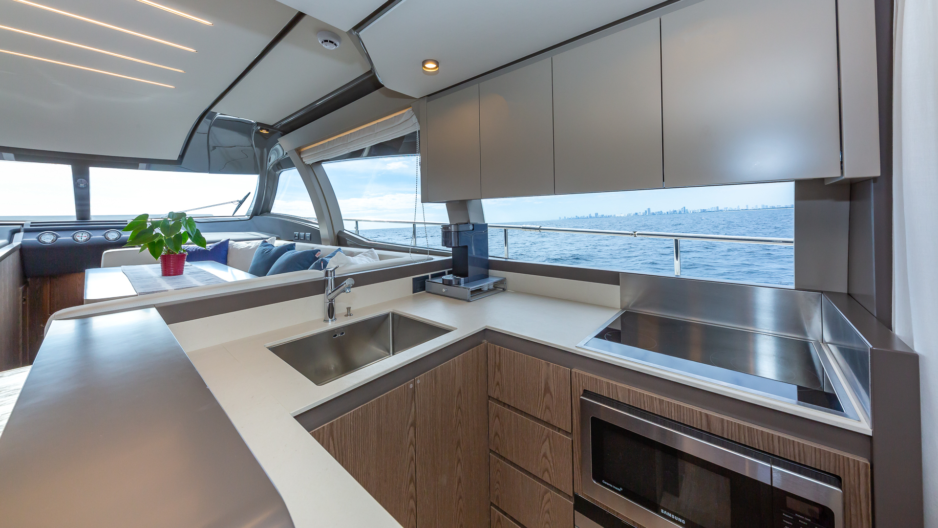 Slide: The Image of Ferretti 55 HAVEN - Galley 2021 Ferretti 55 550 HAVEN - 3217150