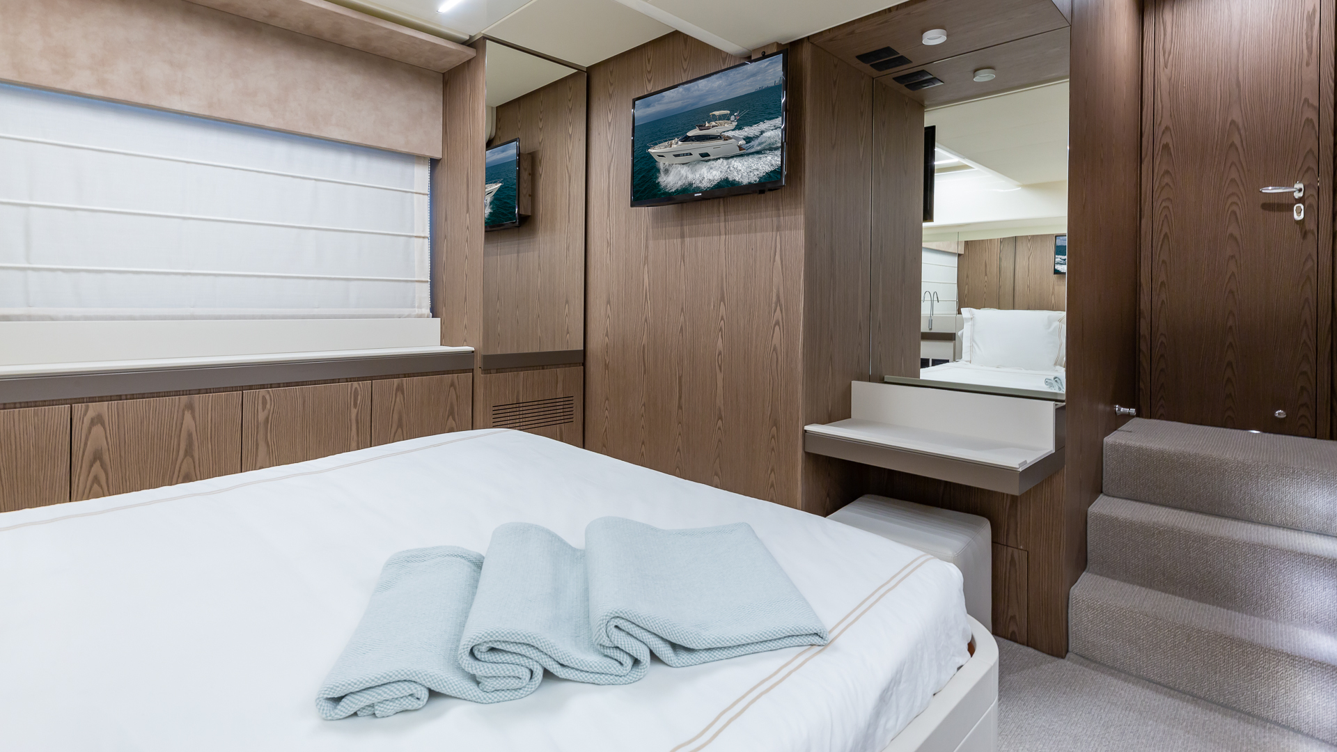 Slide: The Image of Ferretti 55 HAVEN - Master Stateroom 2021 Ferretti 55 550 HAVEN - 3217212