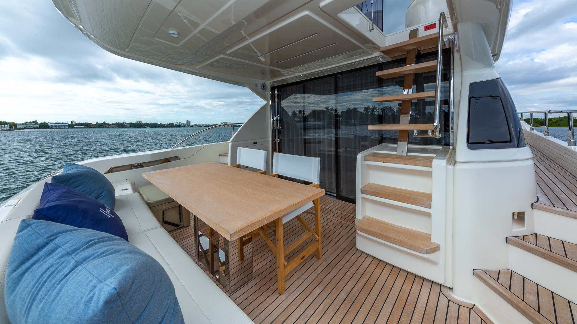 Slide: The Image of Ferretti 55 HAVEN - Aft Deck 2021 Ferretti 55 550 HAVEN - 3217398