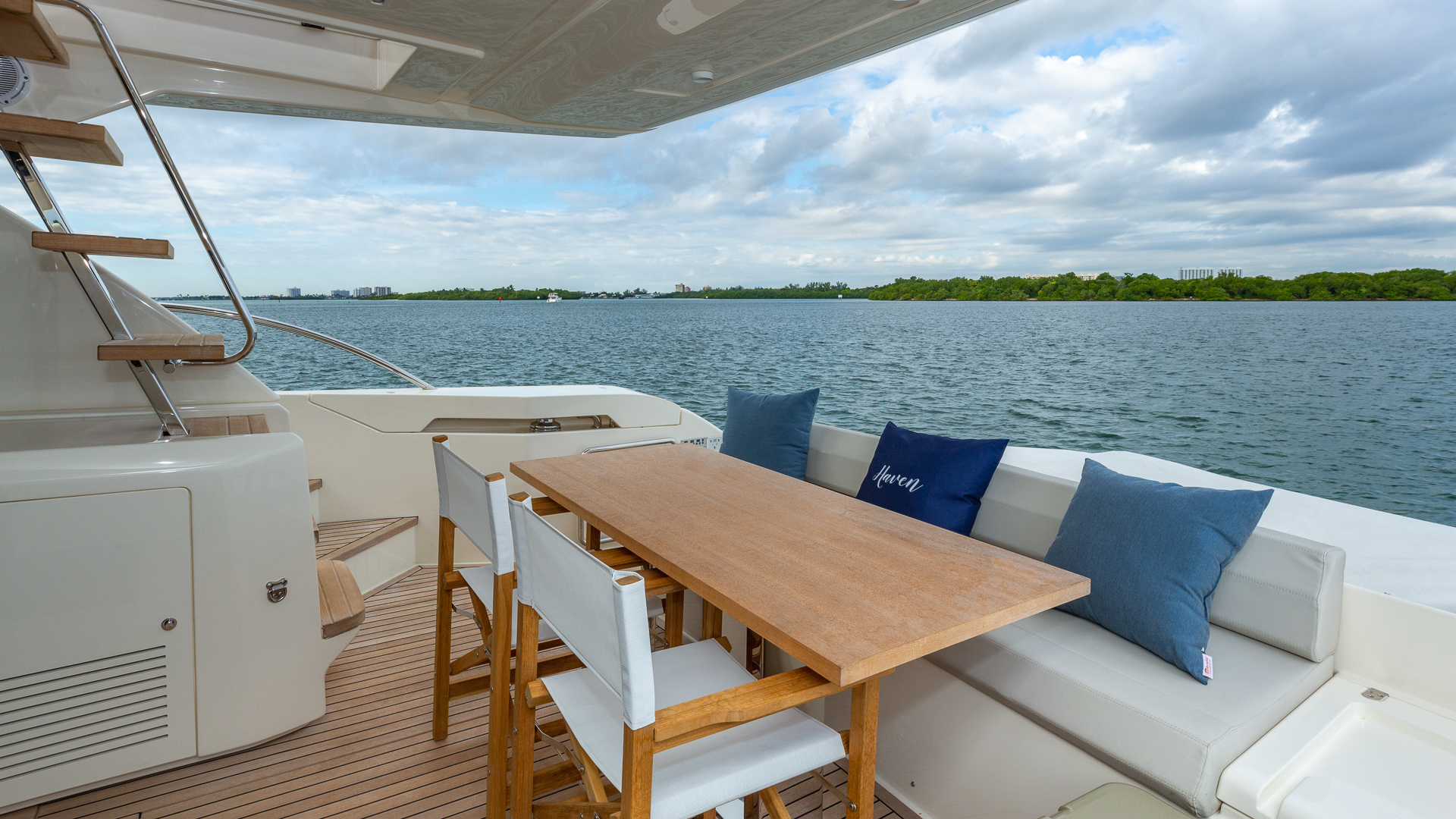 Slide: The Image of Ferretti 55 HAVEN - Aft Deck 2021 Ferretti 55 550 HAVEN - 3217399