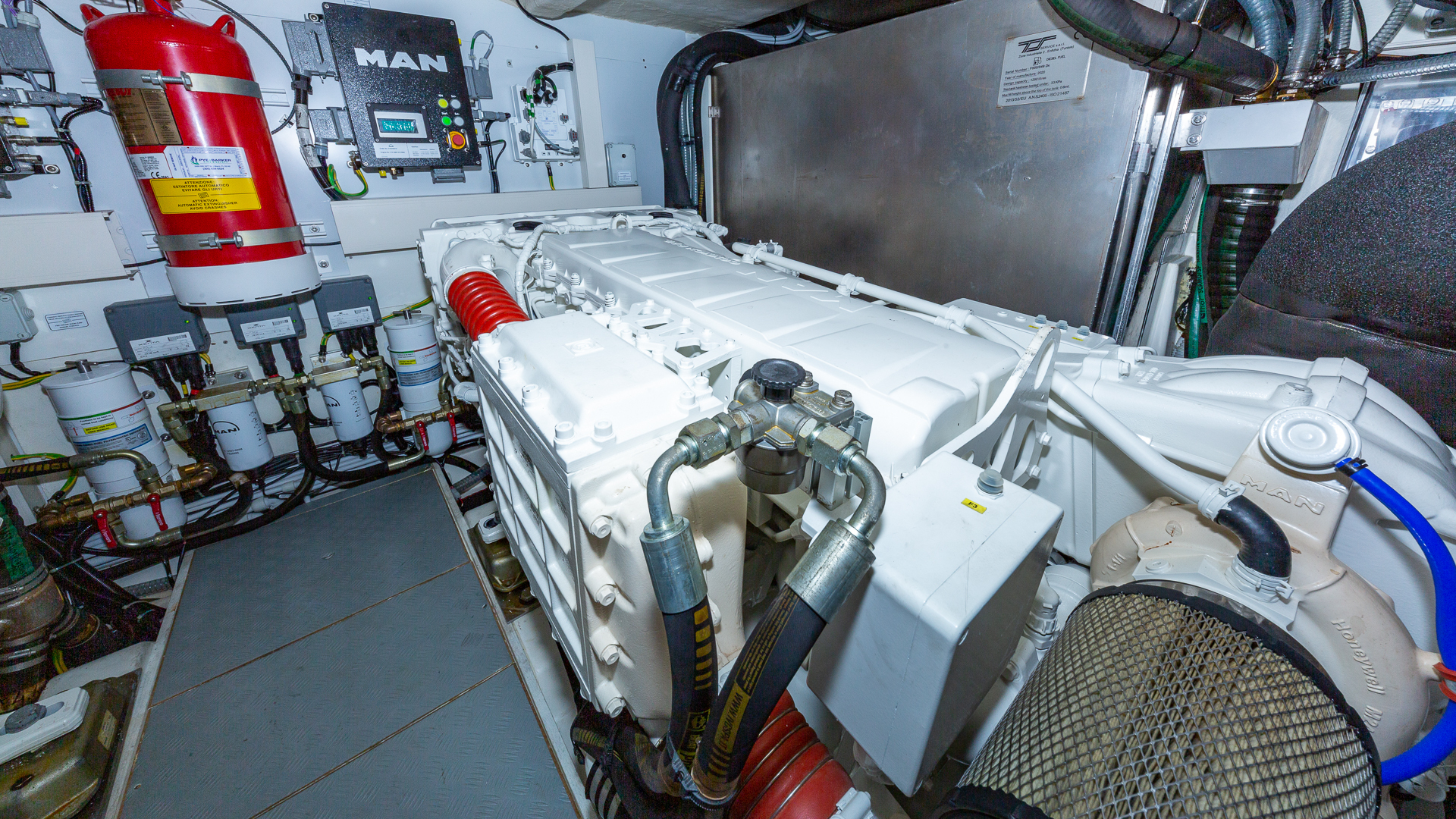 Slide: The Image of Ferretti 55 HAVEN - Engine Room 2021 Ferretti 55 550 HAVEN - 3217420