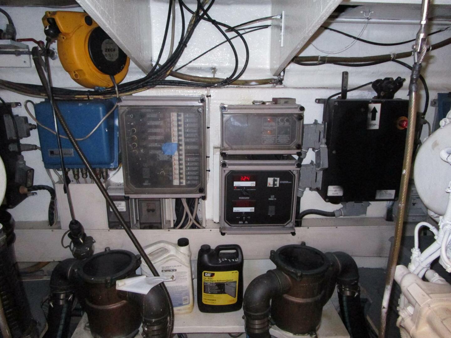 Slide: The Image of Engine Room Aft     - 4241374