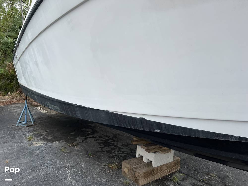 Slide: The Image of Hull Has No Damage Just Needs Cleaning - 15087791