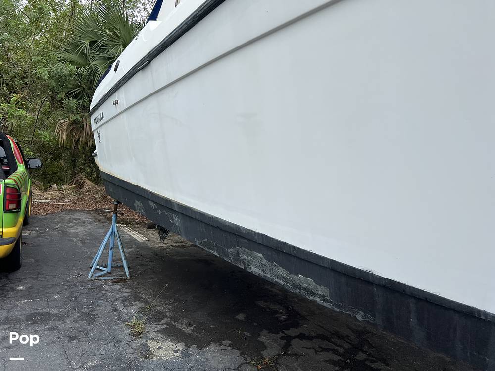 Slide: The Image of Bottom Paint Peeling. - 15087795