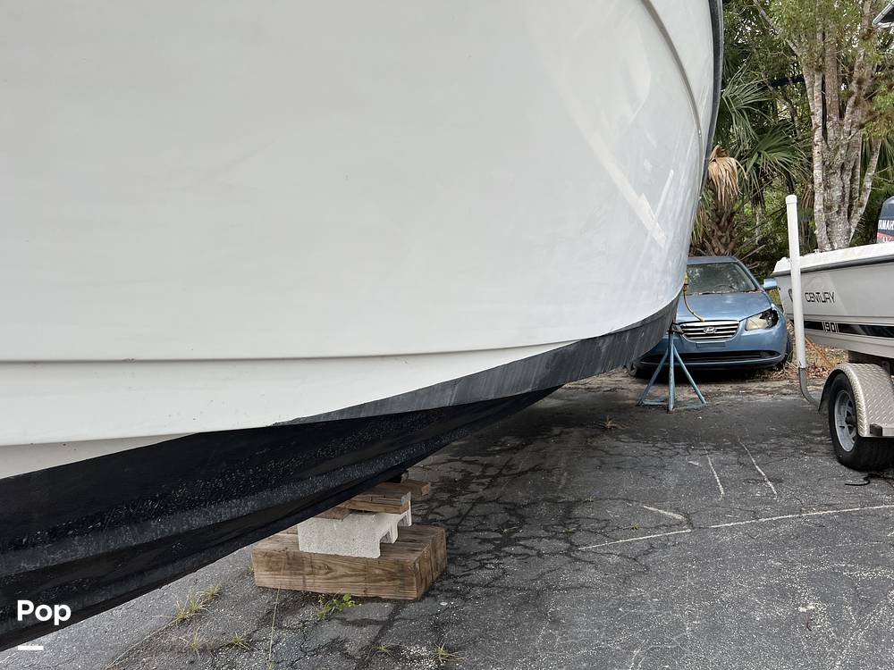 Slide: The Image of Hull Has No Damage Just Needs Cleaning - 15087812