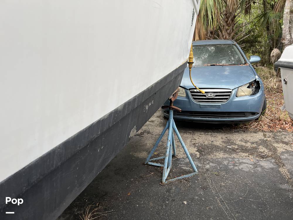 Slide: The Image of Hull Has No Damage Just Needs Cleaning - 15087817