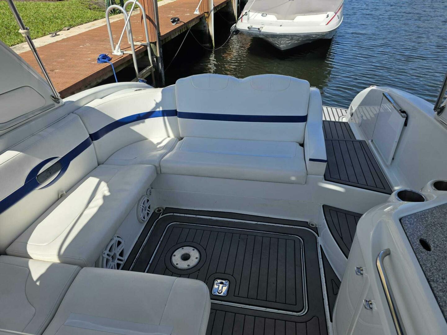 Slide: The Image of Formula 310 Bowrider 2008 - 5104639