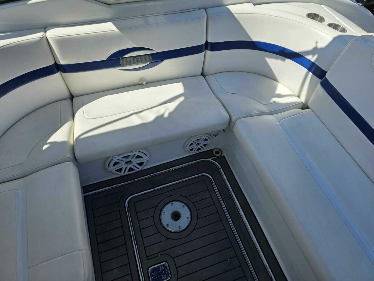 Slide: The Image of Formula 310 Bowrider 2008 - 5104640