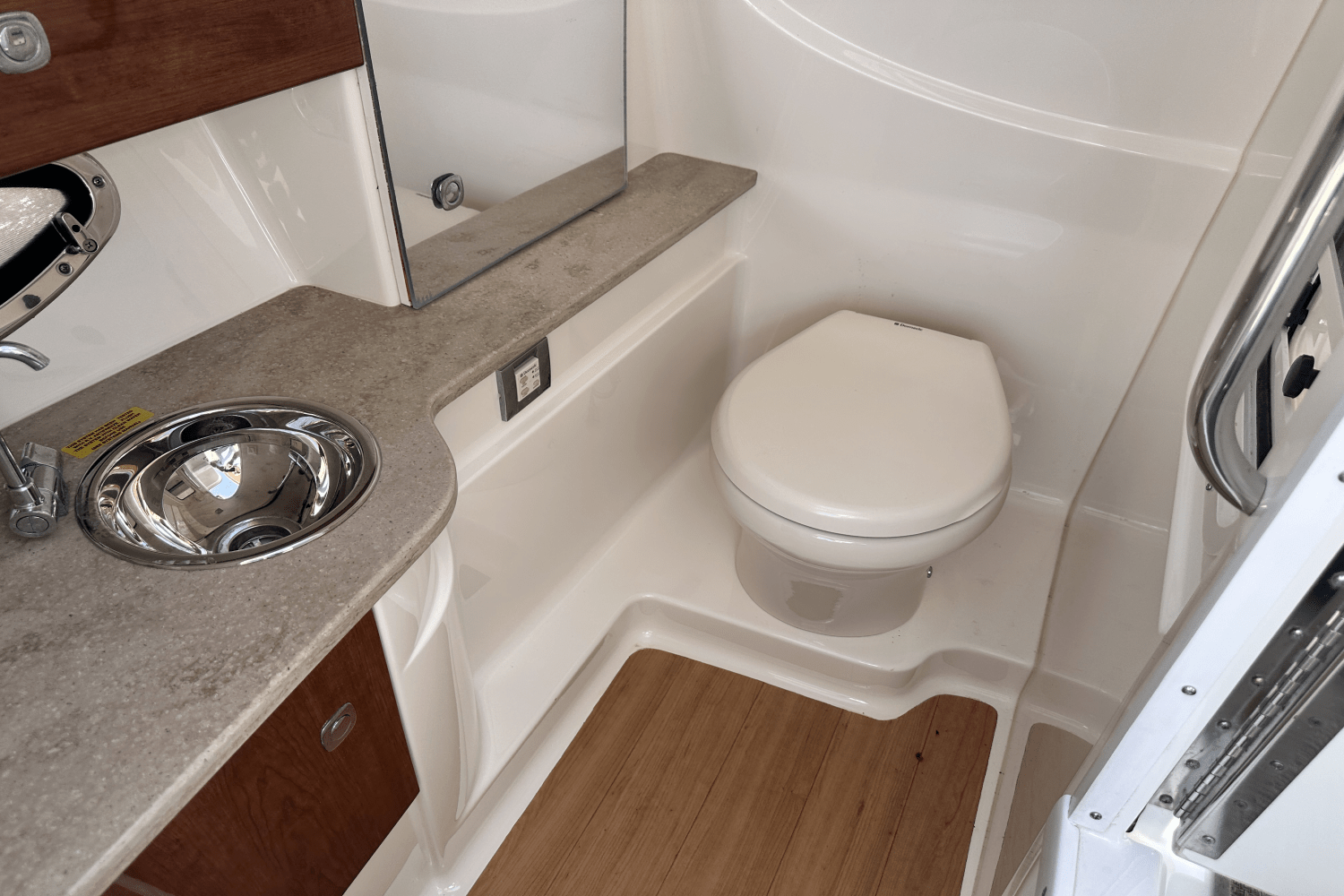 Slide: The Image of Formula 310 BOWRIDER 2015 - 10