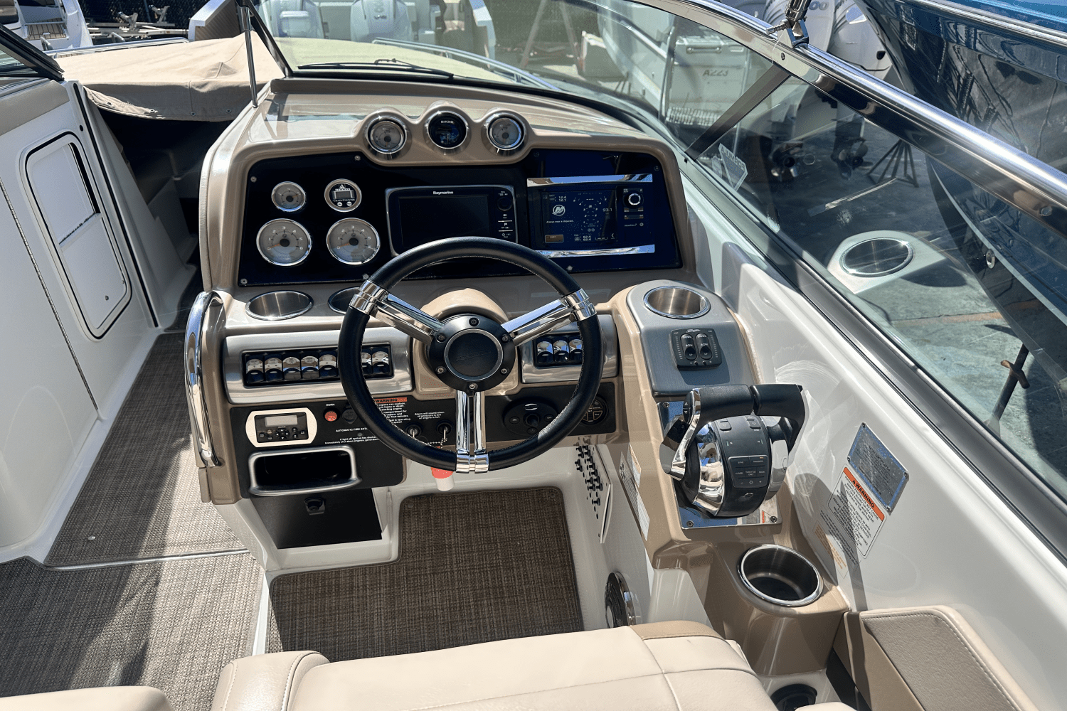 Slide: The Image of Formula 310 BOWRIDER 2015 - 3