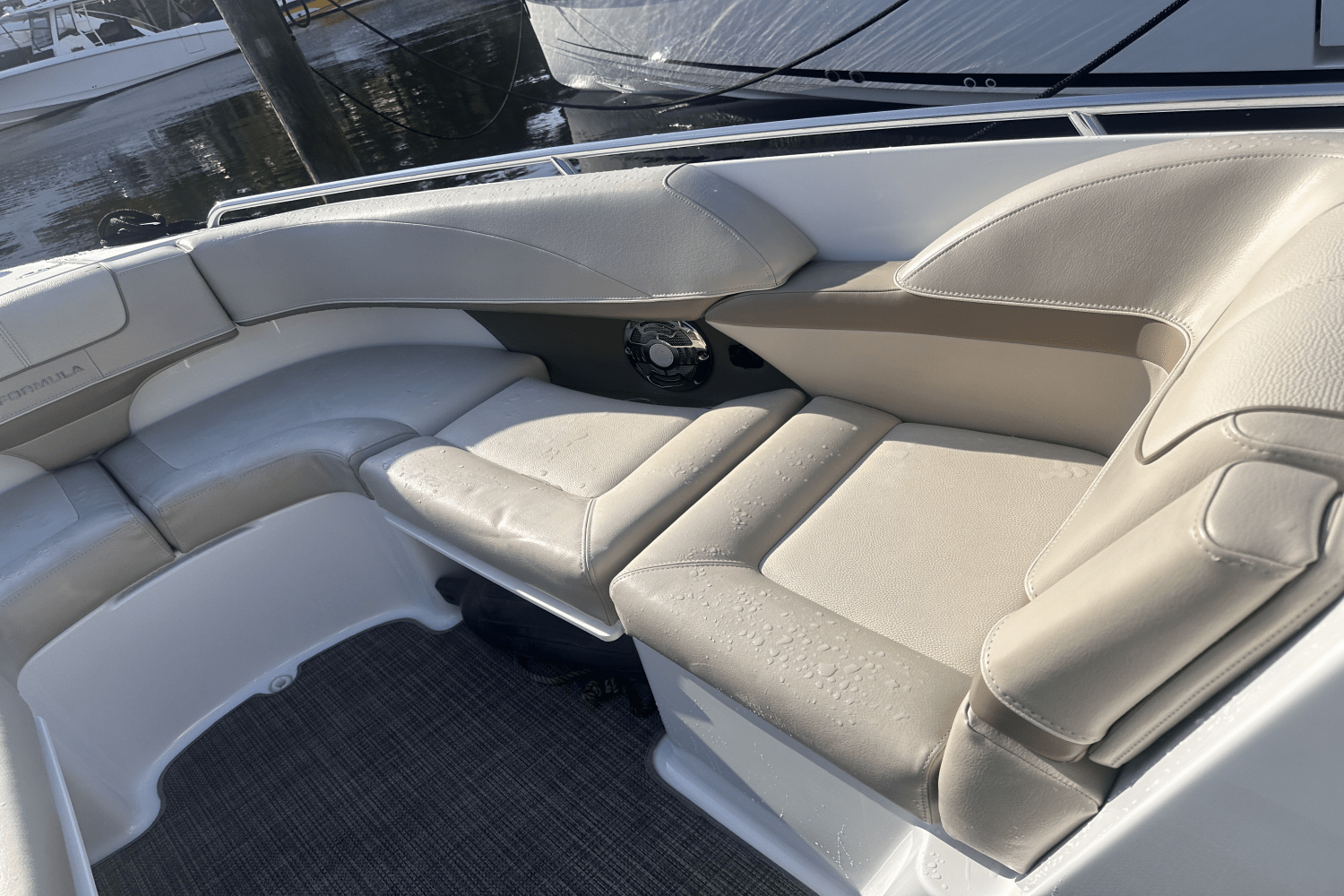 Slide: The Image of Formula 310 BOWRIDER 2015 - 9