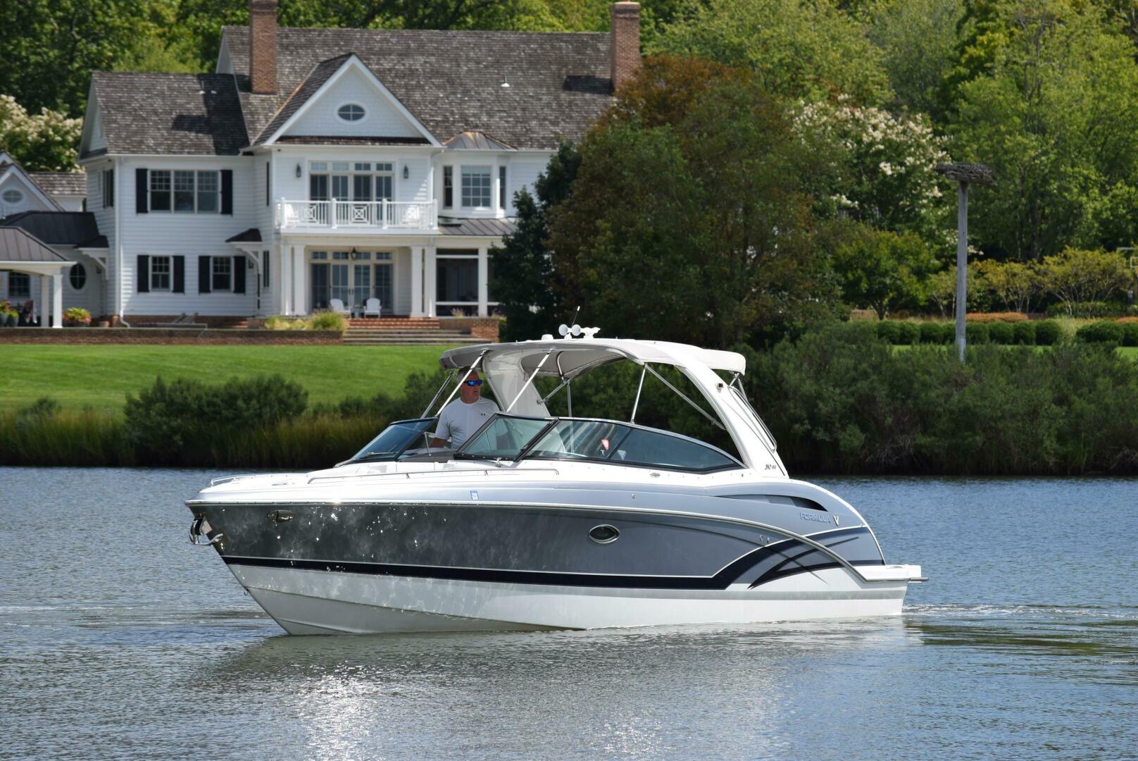 Slide: The Image of Formula 310 Bowrider 2016 - 4615306