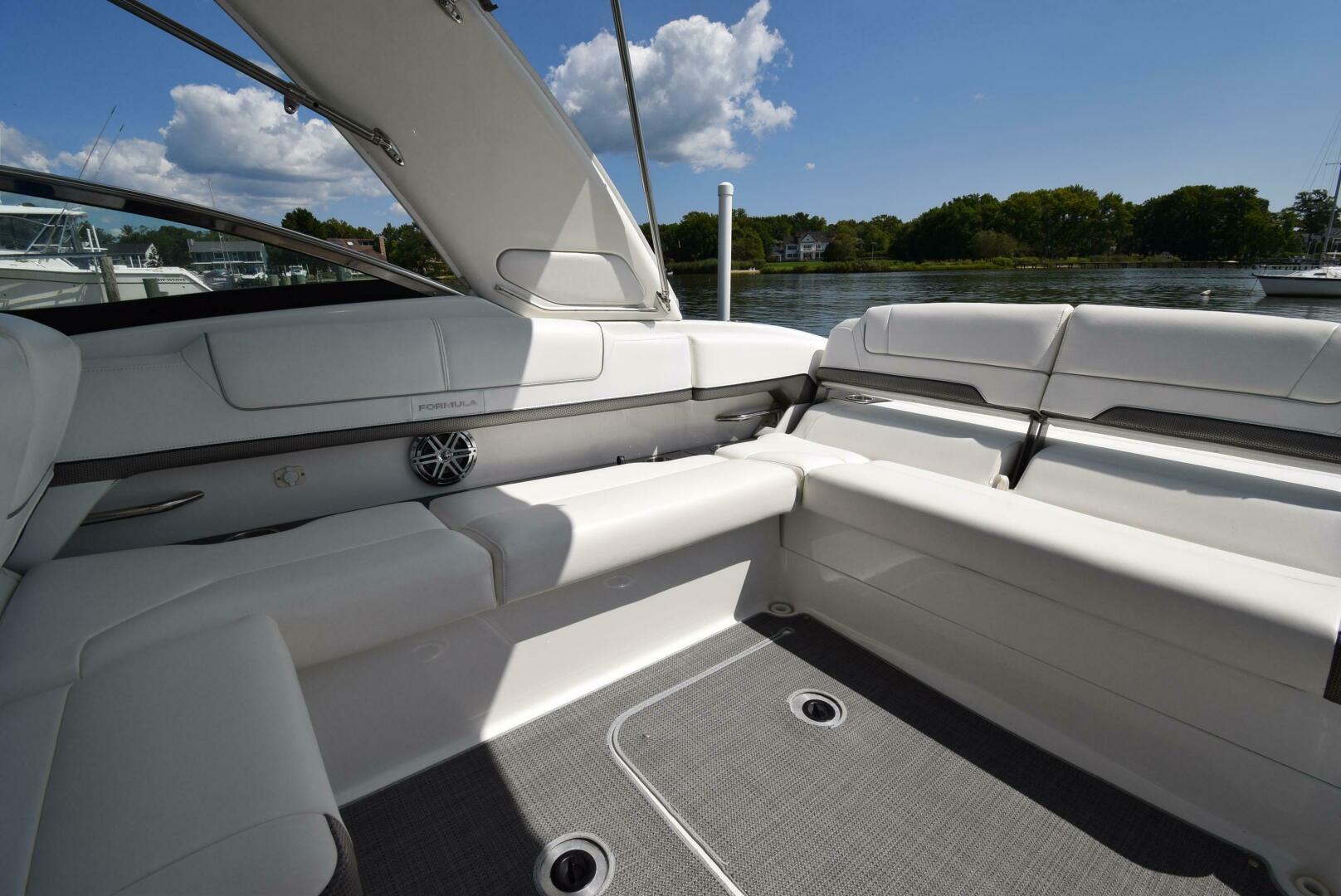 Slide: The Image of Formula 310 Bowrider 2016 - 4615458