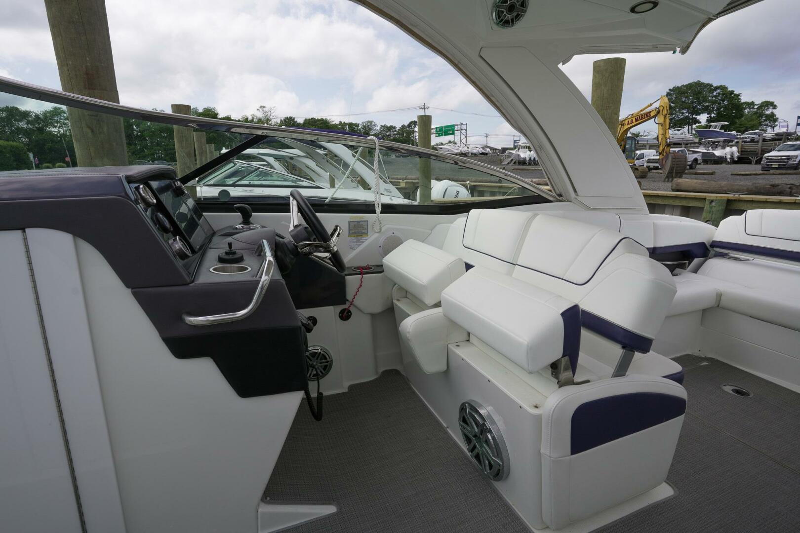 Slide: The Image of Formula 310 Bowrider 2020 - 5388202