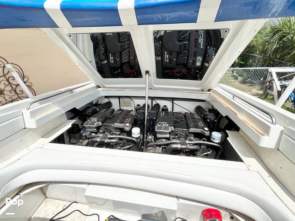 Slide: The Image of Engine Hatch - Electric - 15688258