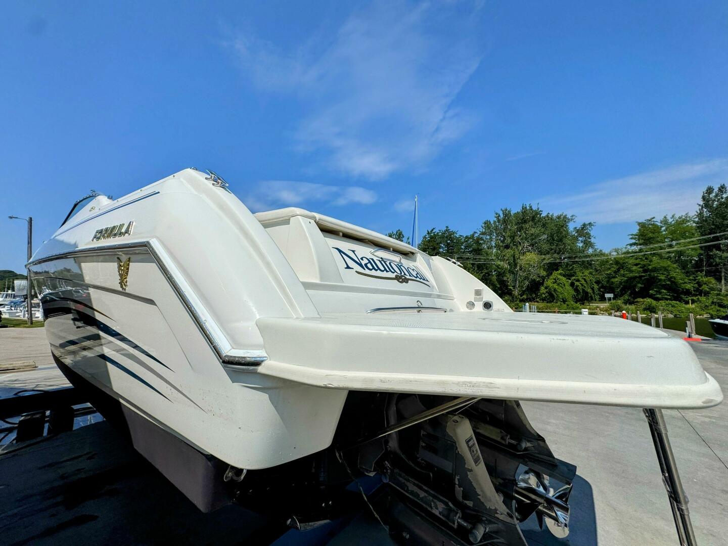 Slide: The Image of Formula 330 SS 1999 - 5583260