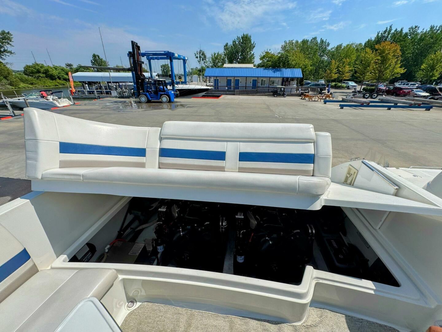 Slide: The Image of Formula 330 SS 1999 - 5583265