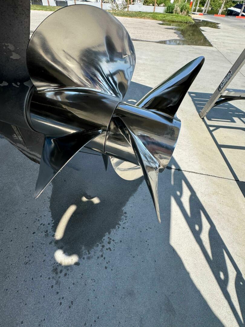 Slide: The Image of Formula 330 SS 1999 - 5583287