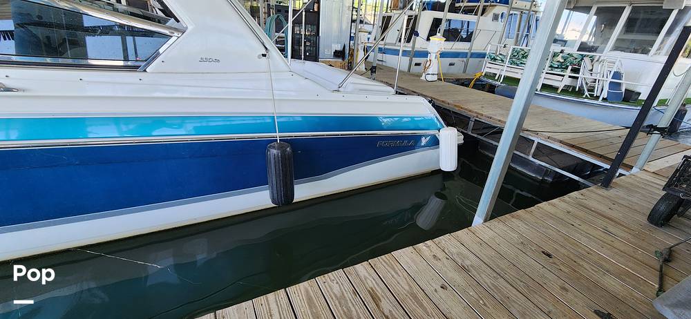 Slide: The Image of Formula 330 SS 2007 - 15372887