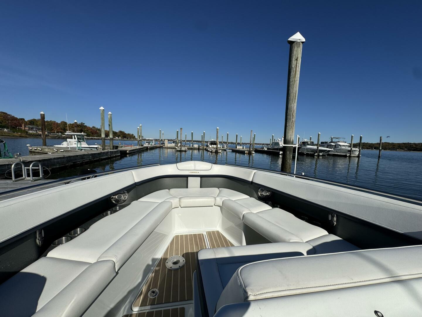 Slide: The Image of Formula 350 Crossover Bowrider 2014 - 4999048