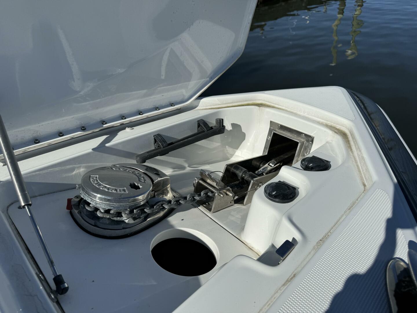 Slide: The Image of Formula 350 Crossover Bowrider 2014 - 4999049