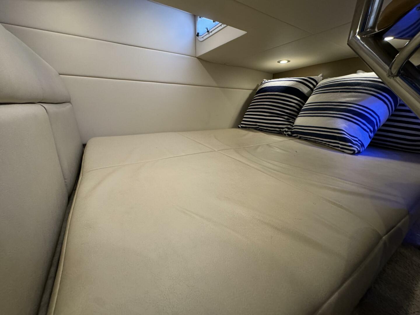 Slide: The Image of Formula 350 Crossover Bowrider 2014 - 4999040