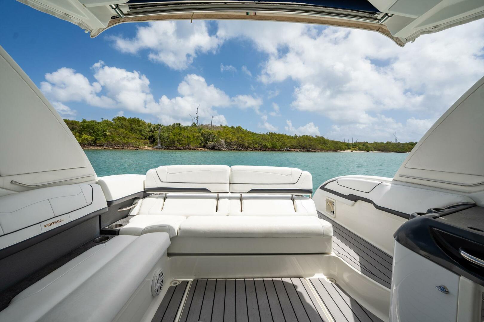Slide: The Image of Formula 350 Crossover Bowrider OB 2019 - 5200255