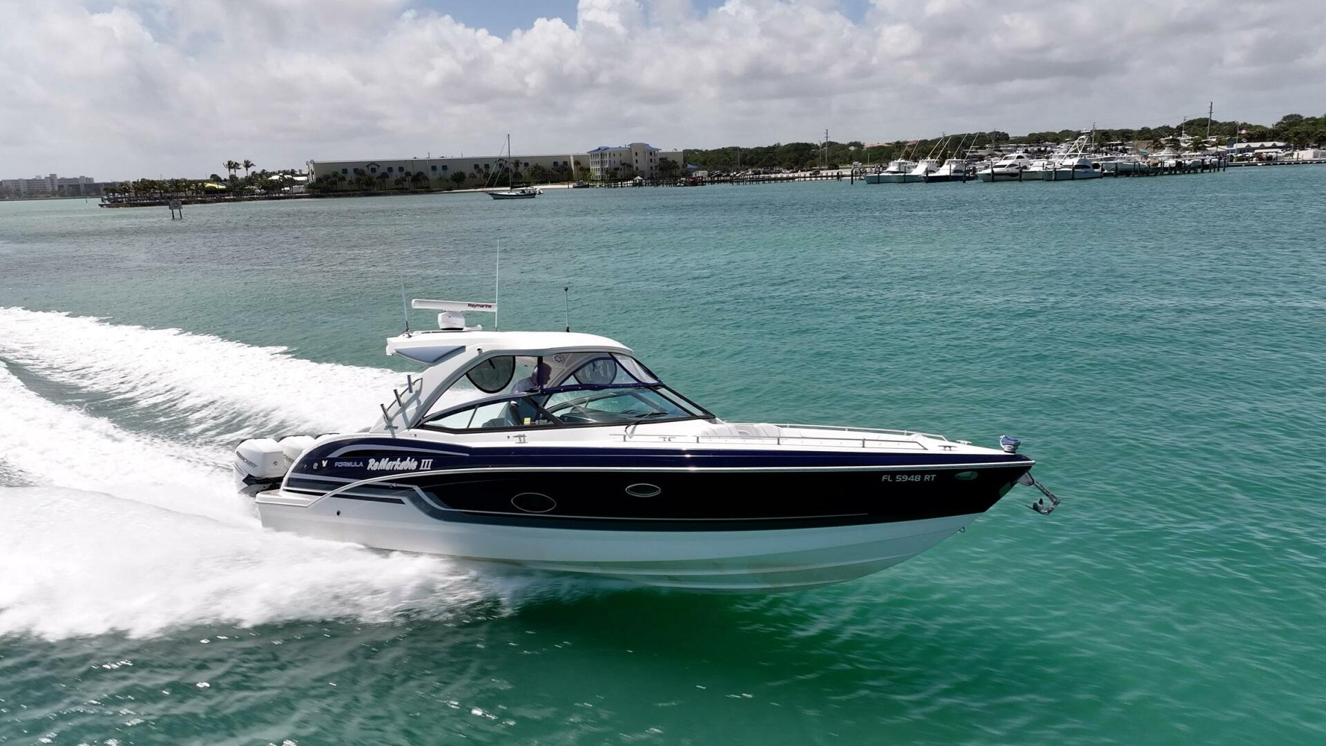 Slide: The Image of Formula 350 Crossover Bowrider OB 2019 - 5200204