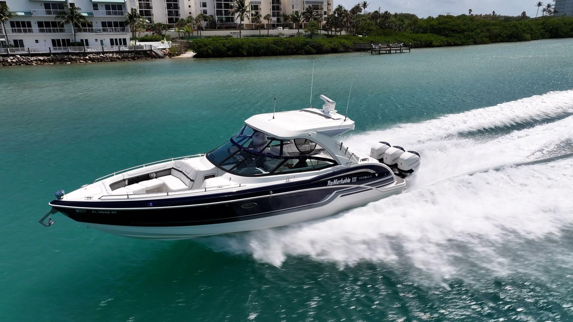 Slide: The Image of Formula 350 Crossover Bowrider OB 2019 - 5200205