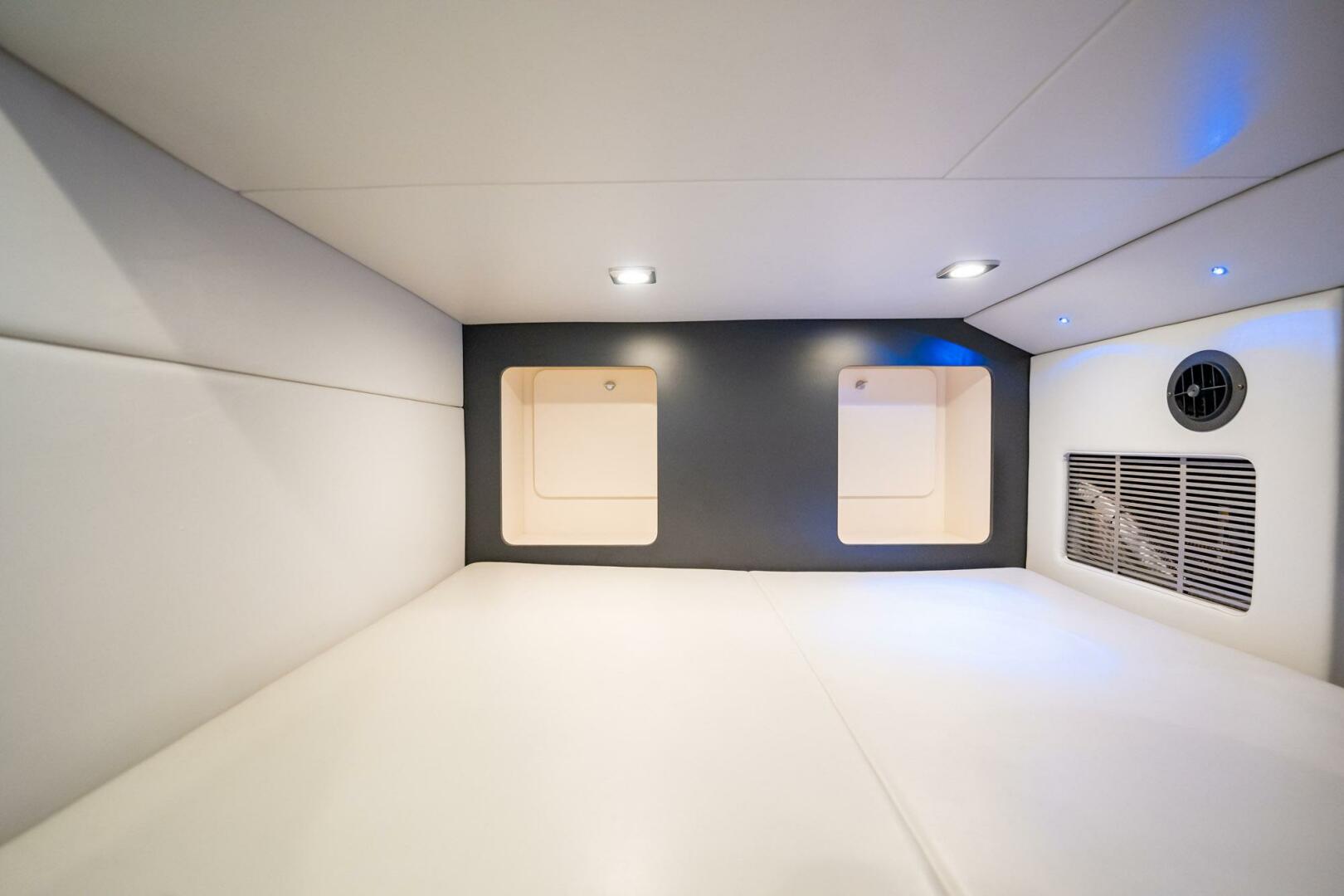 Slide: The Image of Formula 350 Crossover Bowrider OB 2019 - 5200232