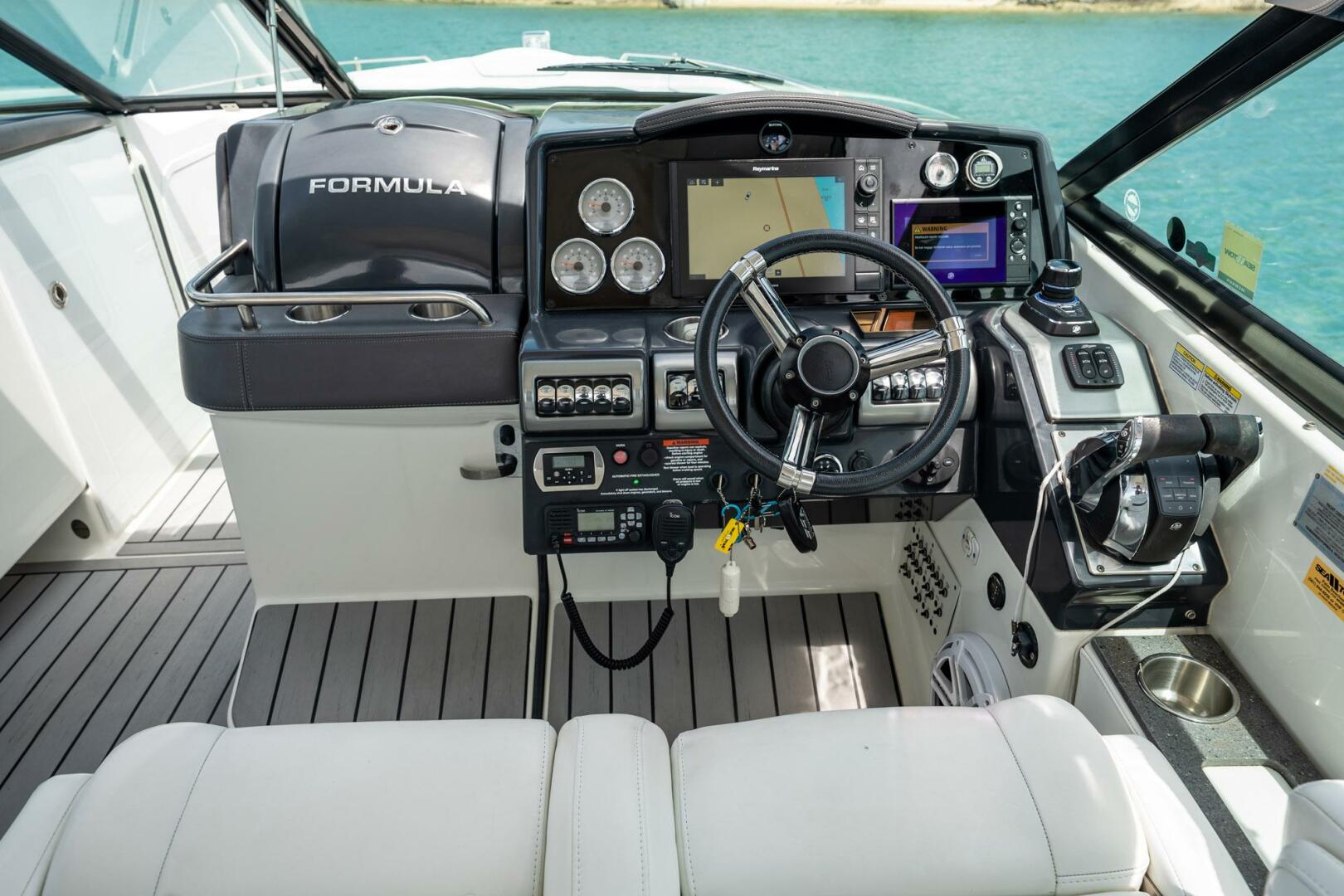 Slide: The Image of Formula 350 Crossover Bowrider OB 2019 - 5200234