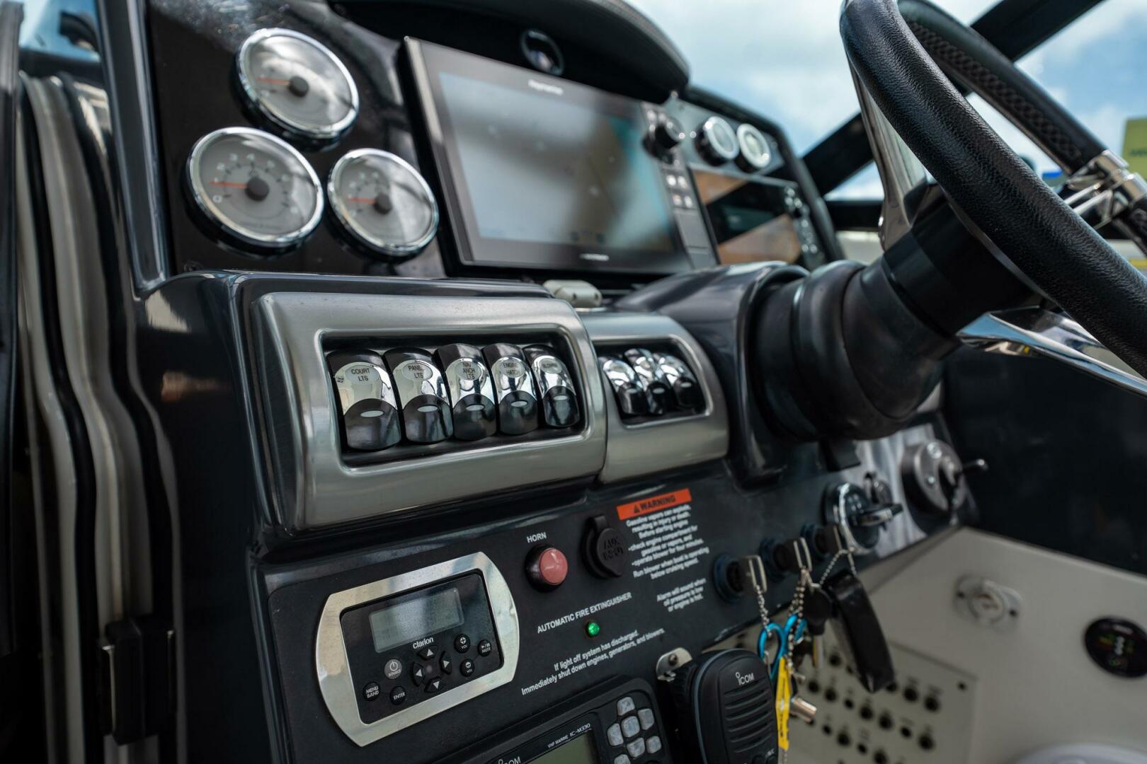 Slide: The Image of Formula 350 Crossover Bowrider OB 2019 - 5200238