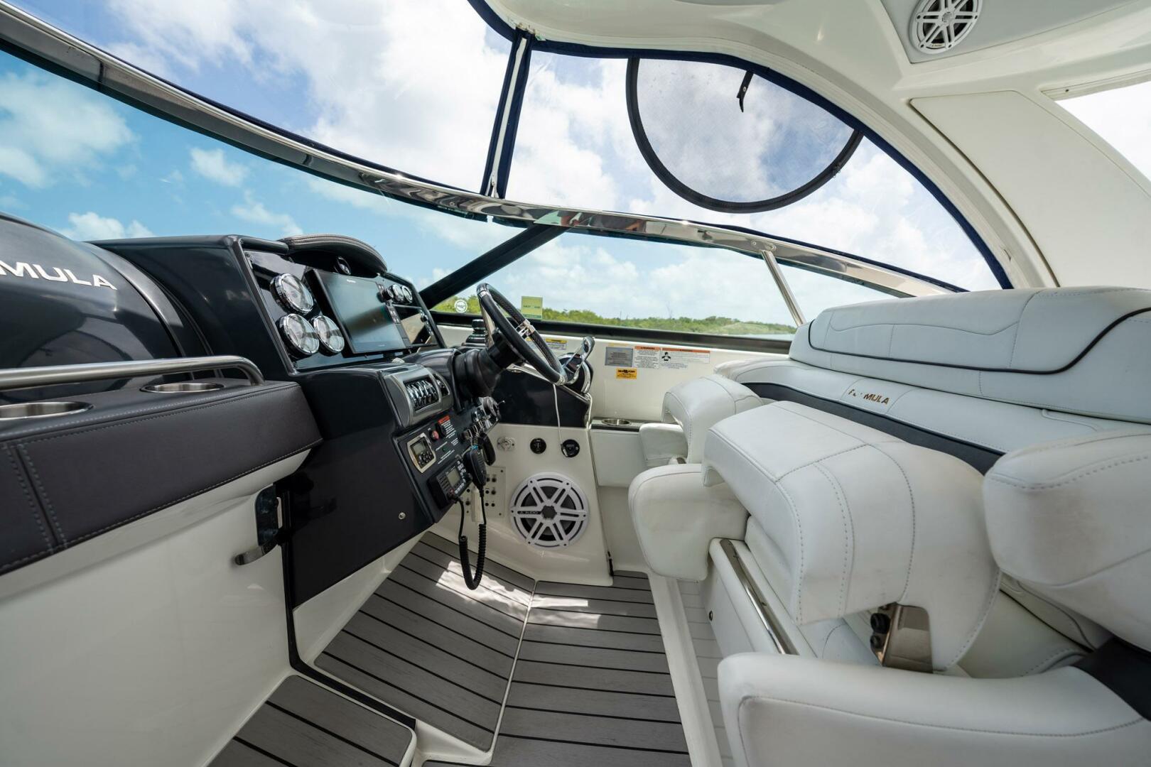 Slide: The Image of Formula 350 Crossover Bowrider OB 2019 - 5200244