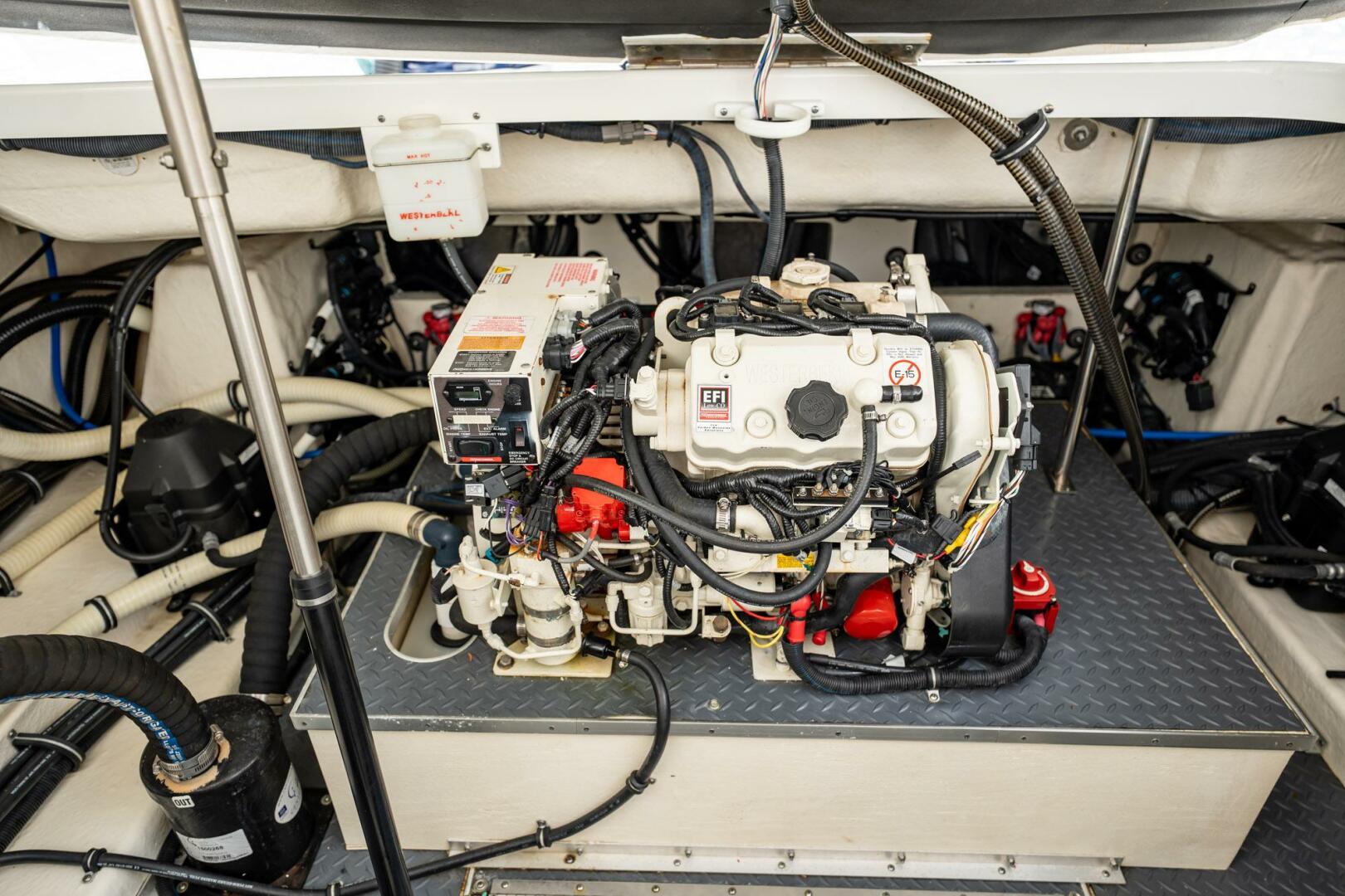 Slide: The Image of Formula 350 Crossover Bowrider OB 2019 - 5200264