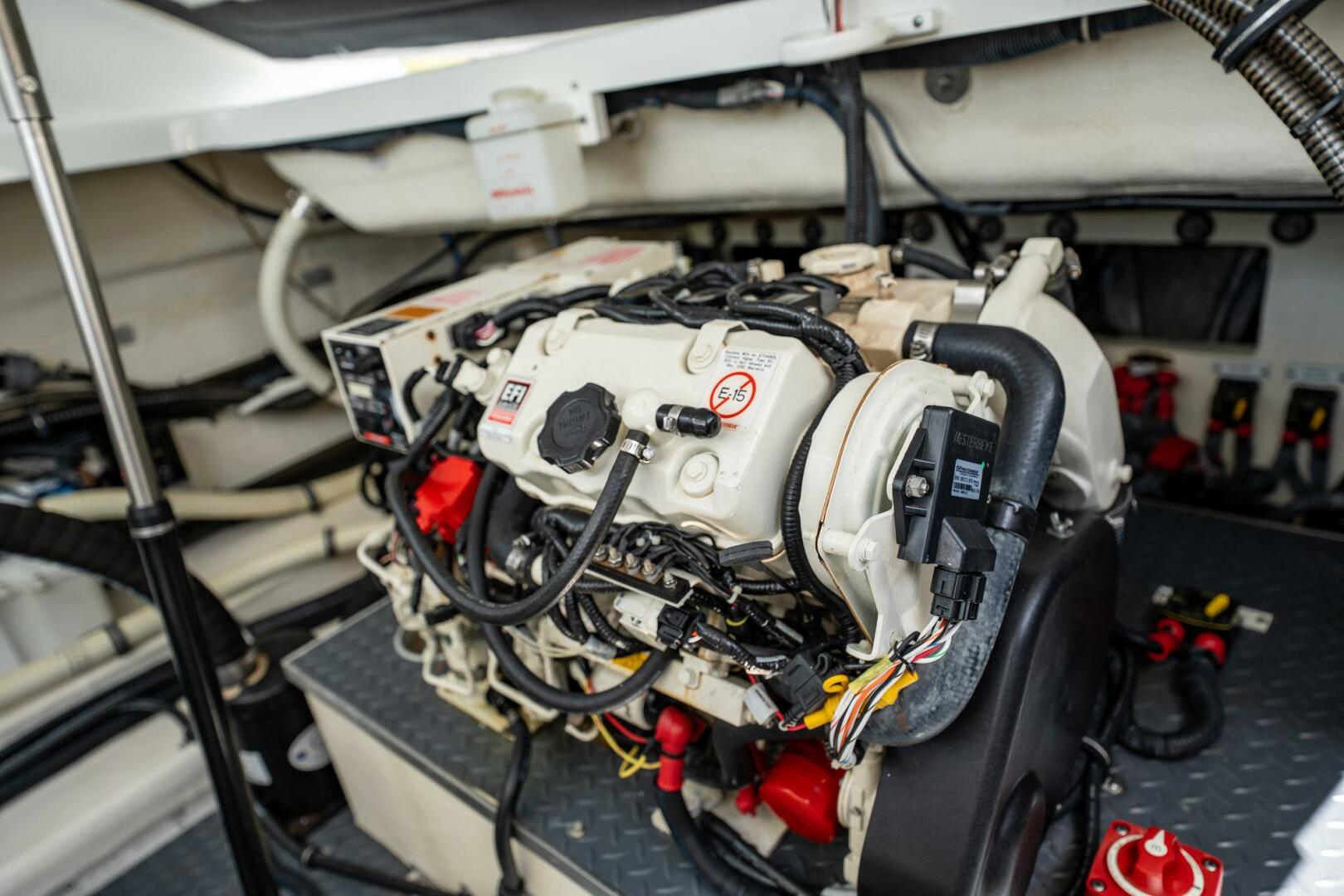 Slide: The Image of Formula 350 Crossover Bowrider OB 2019 - 5200265