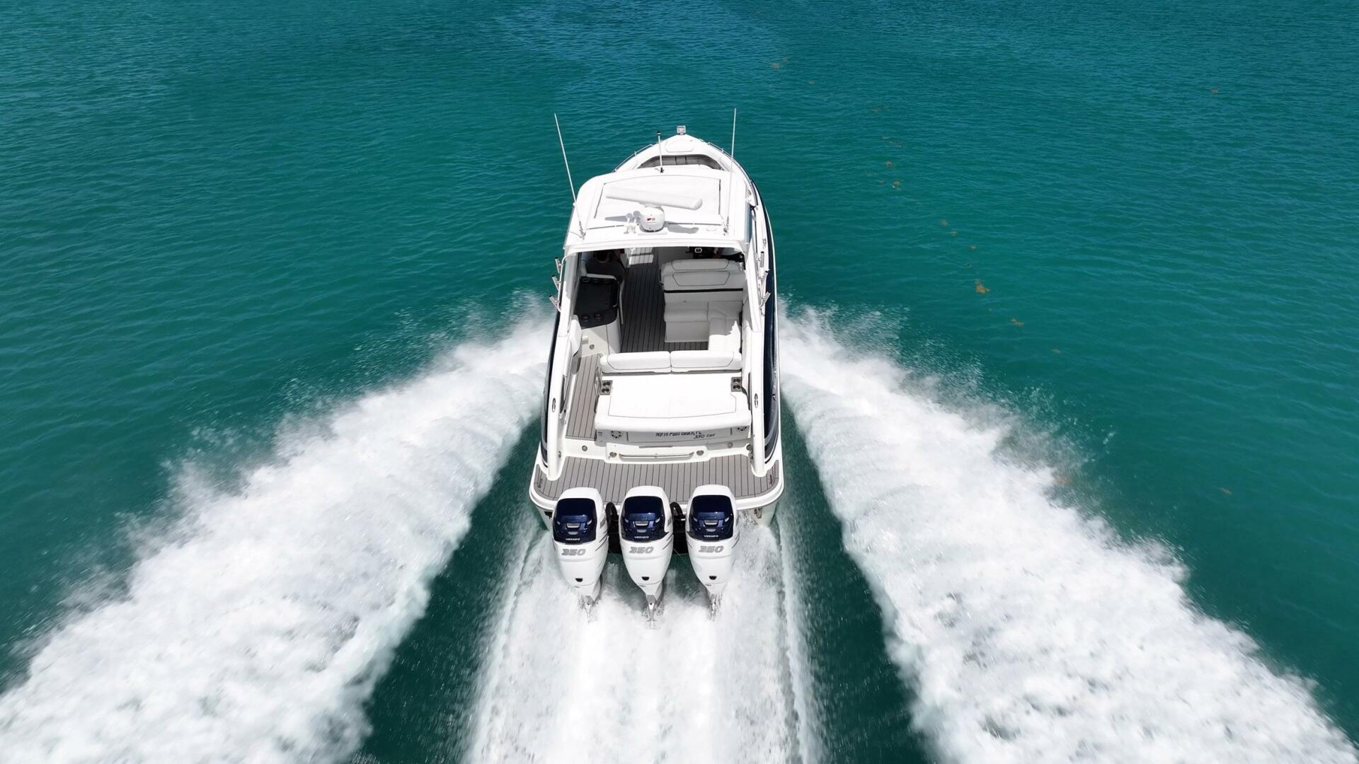 Slide: The Image of Formula 350 Crossover Bowrider OB 2019 - 5200289