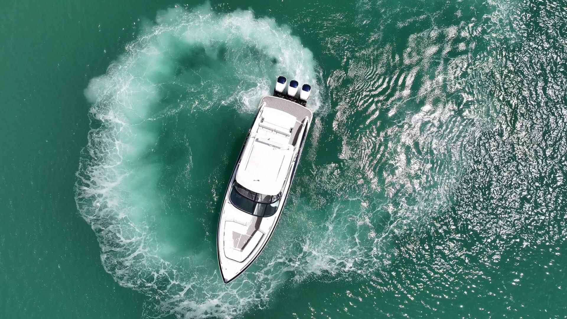 Slide: The Image of Formula 350 Crossover Bowrider OB 2019 - 5200293