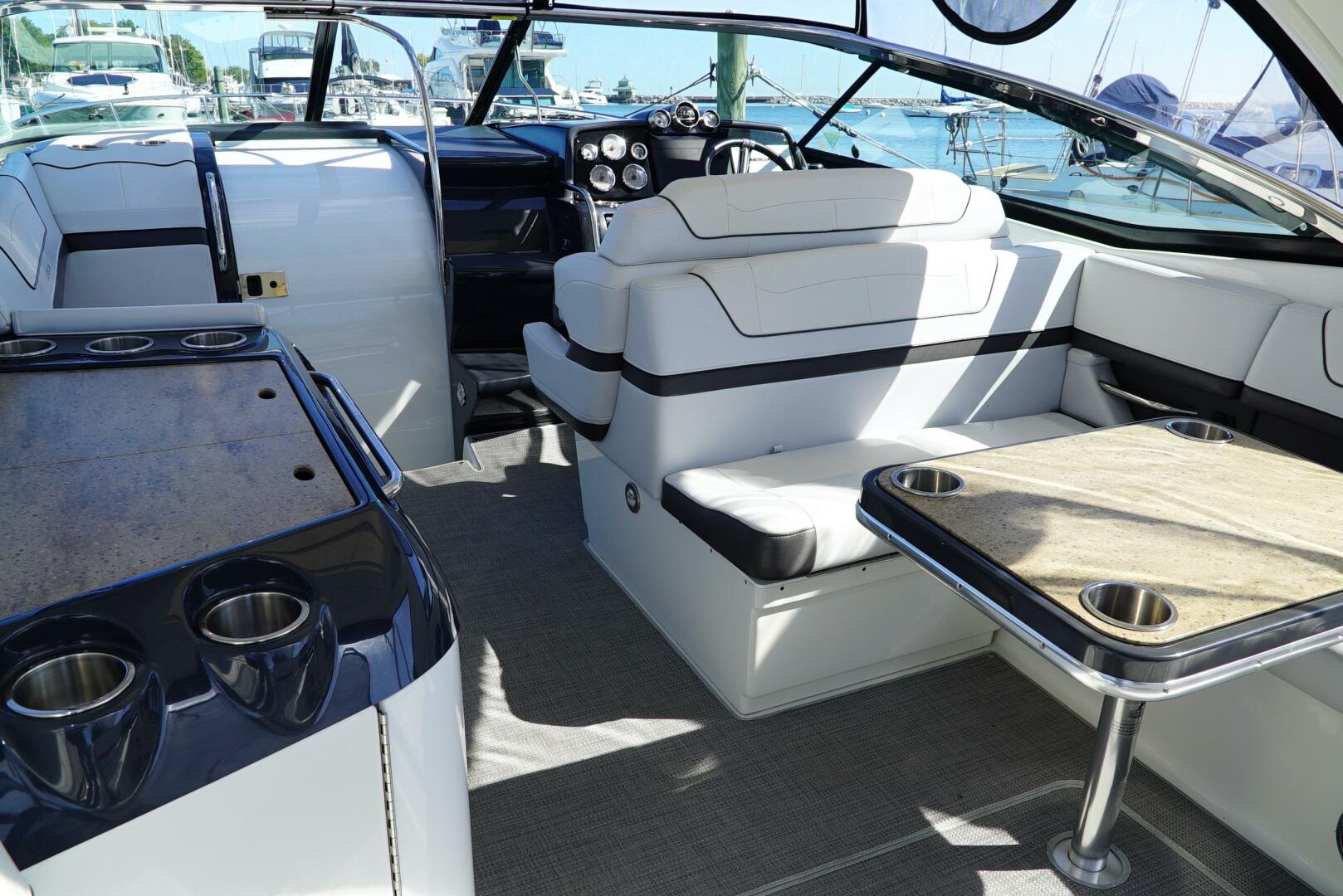 Slide: The Image of Formula 350 SS 2020 - 5098828