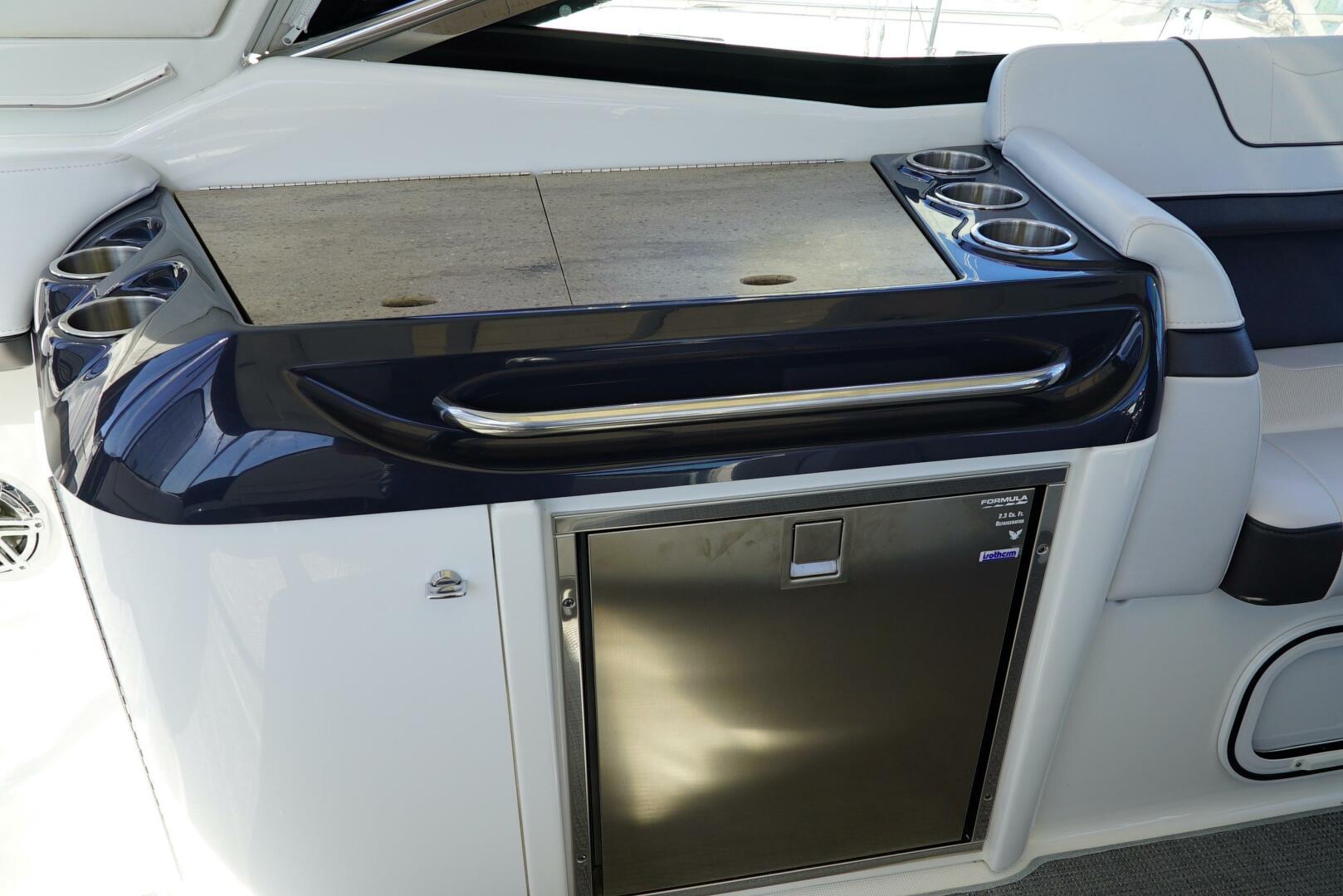 Slide: The Image of Formula 350 SS 2020 - 5098826